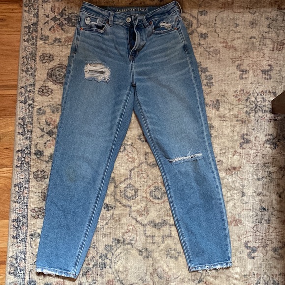 American Eagle Mom Jeans - Picture 4 of 5